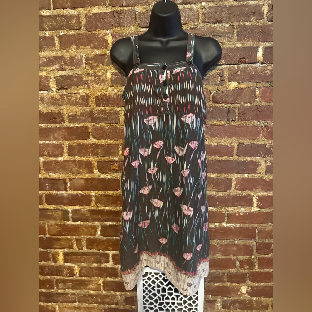 Xhilaration Black and Pink Patterned Dress.
Straps with cute buttons.